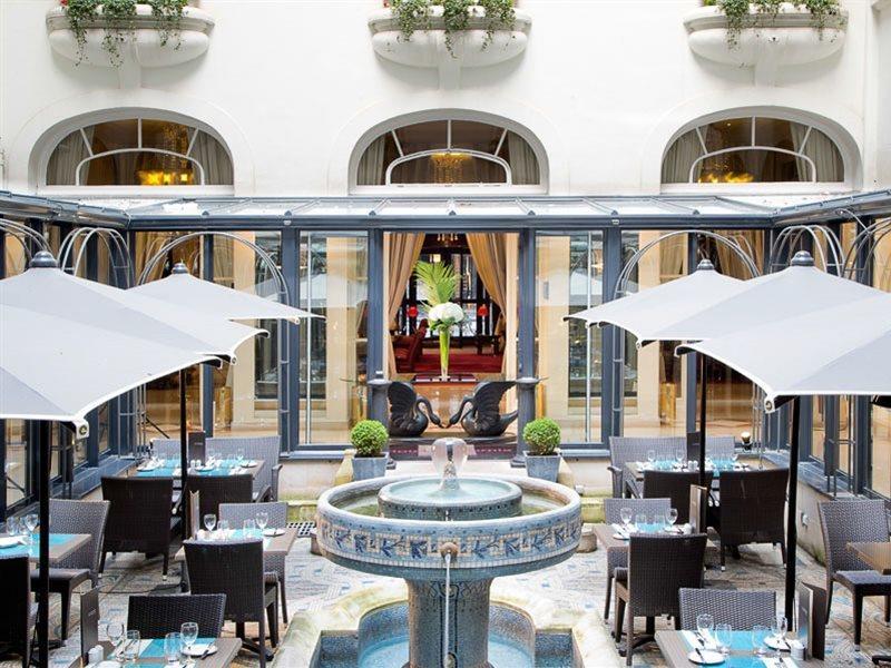 Hotel California Champs Elysees Parijs